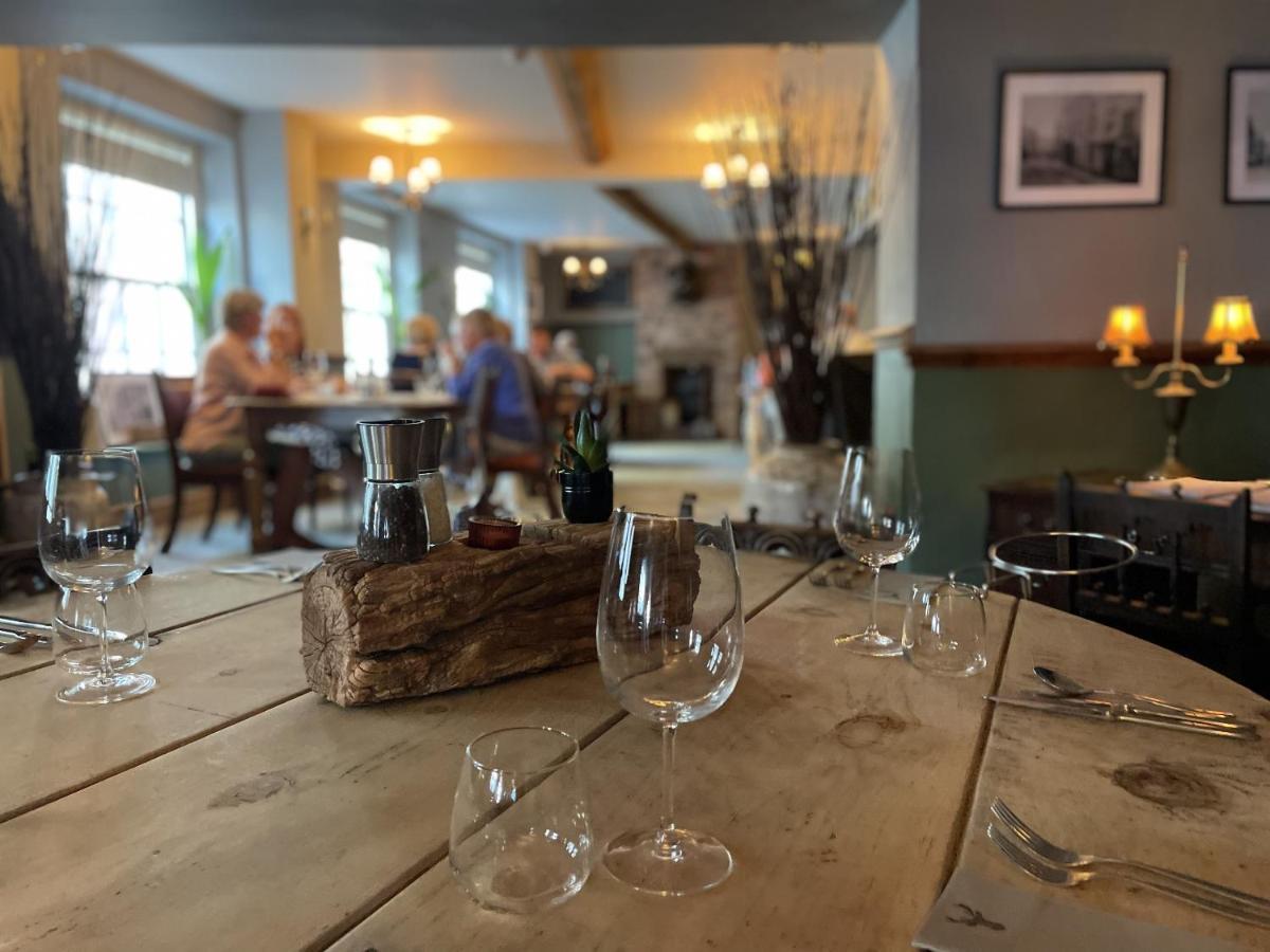 Wiveliscombe White Hart Hotel מראה חיצוני תמונה