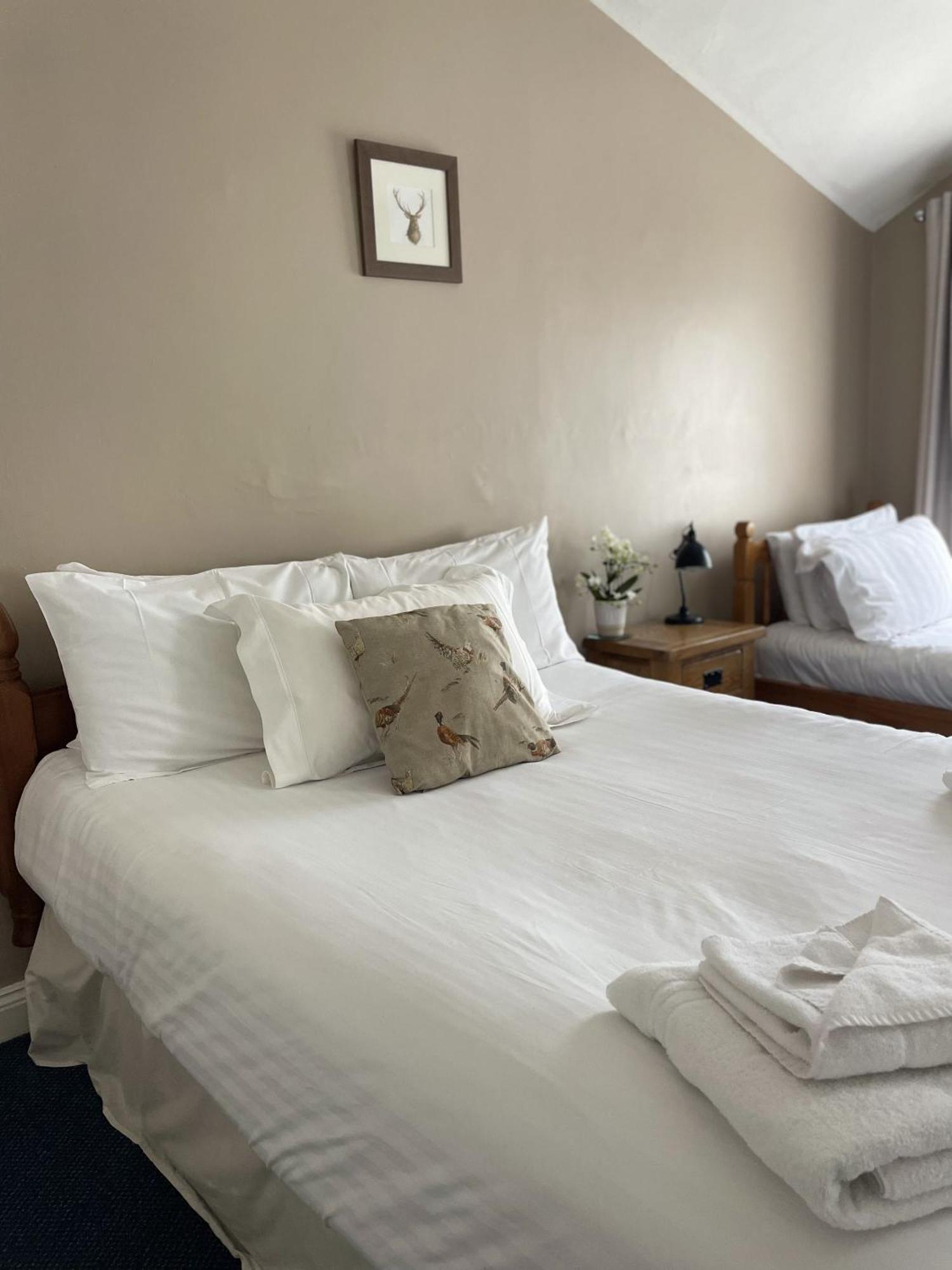 Wiveliscombe White Hart Hotel חדר תמונה